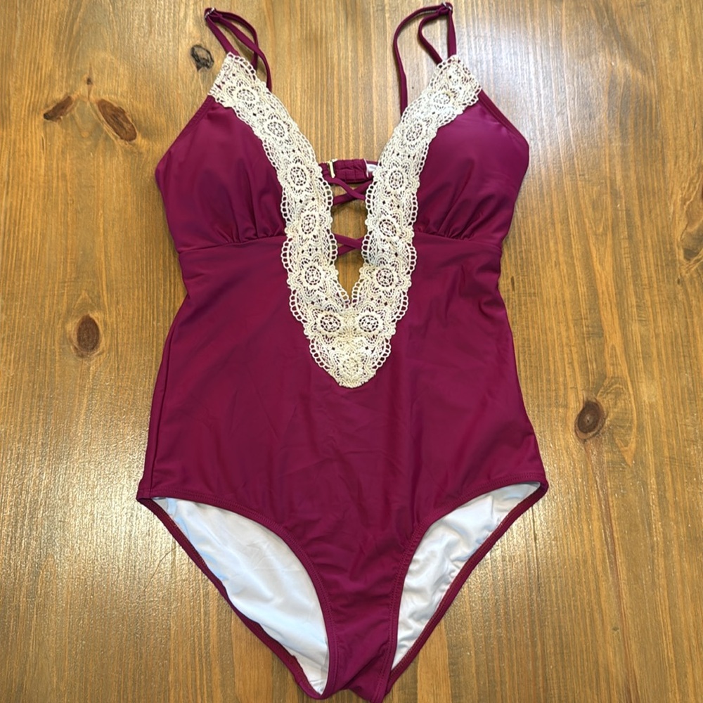 FunnyGirl Women Vintage Lace deep plunge One-Piece Swimsuit Medium NWOT magenta